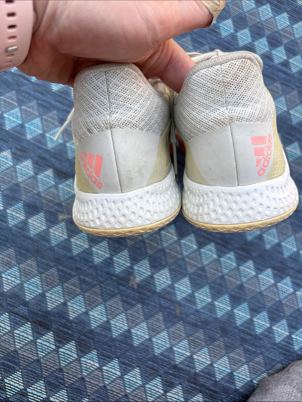 adidas Women's Light Beige tennis/ court Sneakers with Pink Logo size 8 - Picture 4 of 6